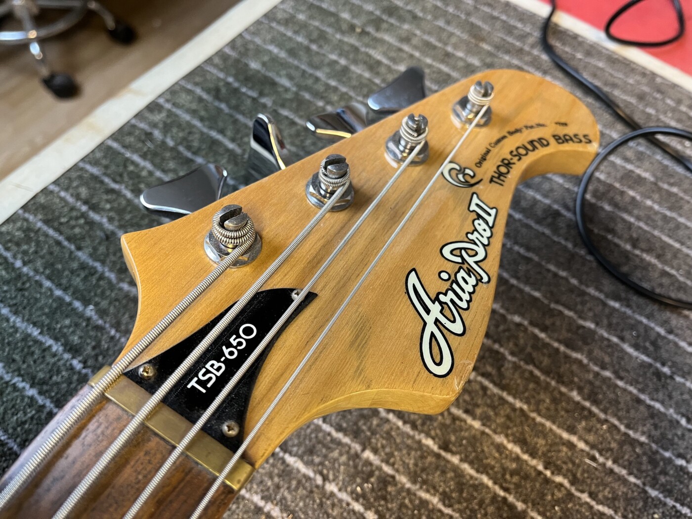 Aria Pro II TSB-650 - Owl's Guitar Sanctuary